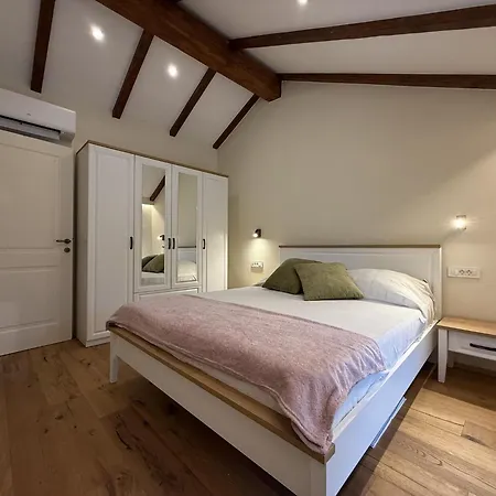 Villa Casa Rossa Ac, Wifi, Prodol - Croazia *