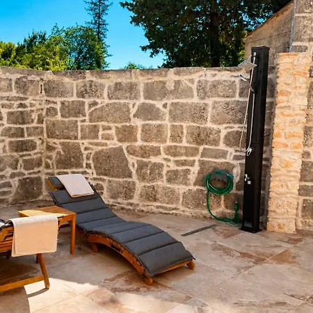 Casa Rossa Ac, Wifi, Prodol - Croazia Vila