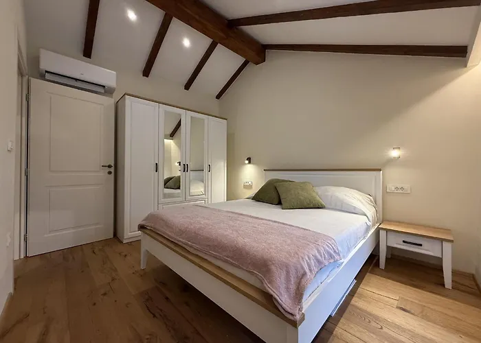 Villa Casa Rossa Ac, Wifi, Prodol - Croazia *