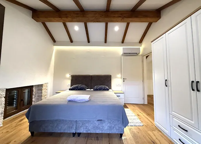 Casa Rossa Ac, Wifi, Prodol - Croazia Villa